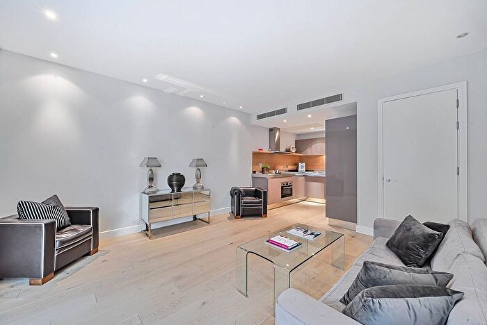 1 Bedroom Flat For Sale In Hirst Court, Pimlico, London, SW1W