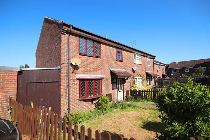 3 Bedroom End Of Terrace House To Rent In Auckland Avenue, Brockenhurst, SO42