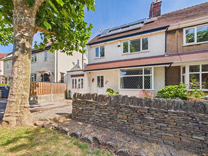 3 Bedroom Semi Detached House For Sale In Rhodes Avenue, Newbold, S41
