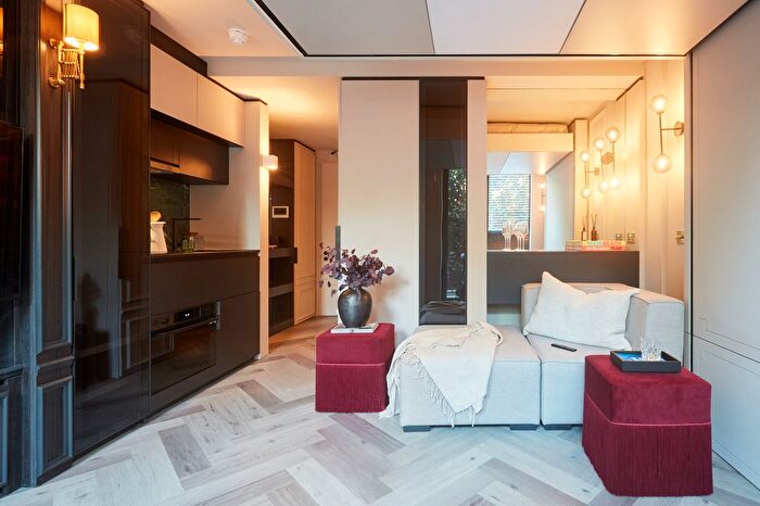 Studio To Rent In Willesden Green, London, NW2