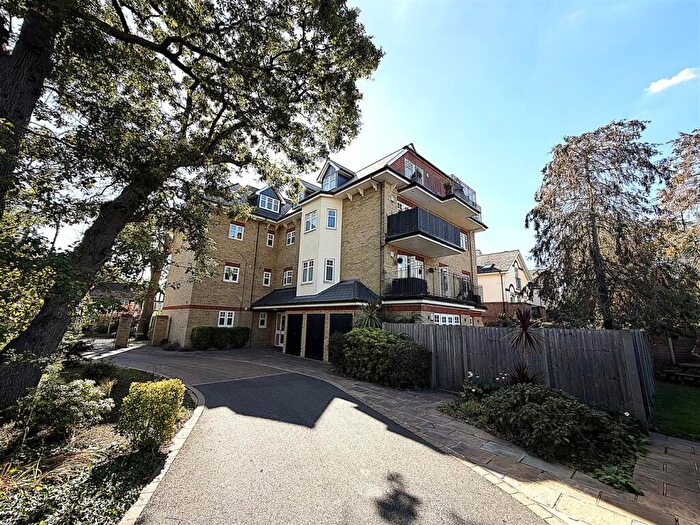 2 Bedroom Flat For Sale In Oaklands Road, Bromley, BR1