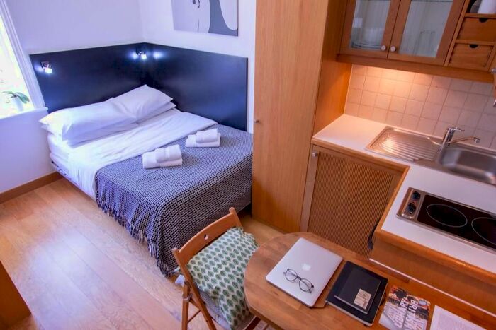 Studio To Rent In Cartwright Gardens, Bloomsbury, London, WC1H