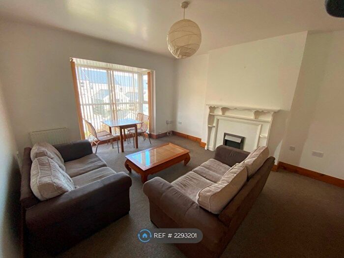 1 Bedroom Flat To Rent In Pantygwydr Road, Uplands, Swansea, SA2