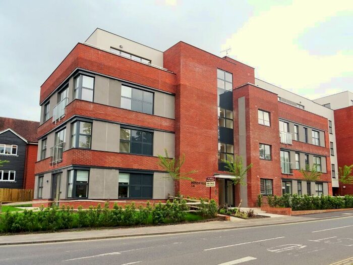 1 Bedroom Flat To Rent In Milton Road, Haywards Heath, RH16