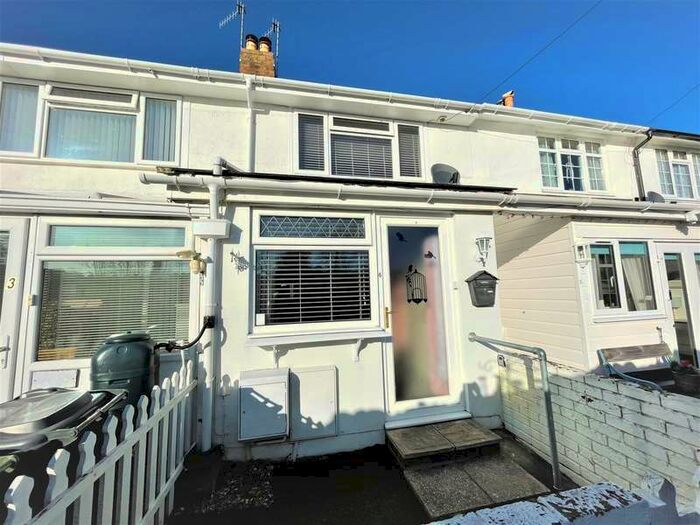 2 Bedroom Terraced House To Rent In Chesham Terrace, Sandown, PO36