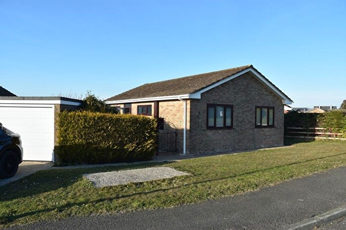 2 Bedroom Detached Bungalow For Sale In Dolwerdd, Penparc, SA43