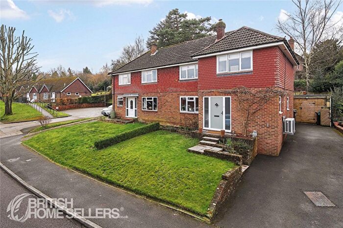 3 Bedroom Semi-Detached House For Sale In Pearse Place, Lamberhurst, Tunbridge Wells, Kent, TN3