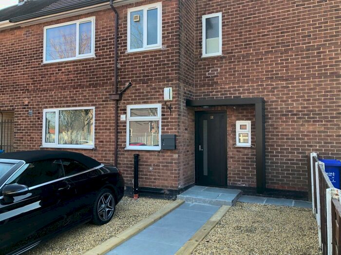 2 Bedroom Flat To Rent In Brayford Road, Wythenshawe, Manchester, M22