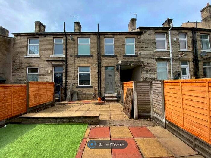 3 Bedroom Terraced House To Rent In Marion Street, Brighouse, HD6