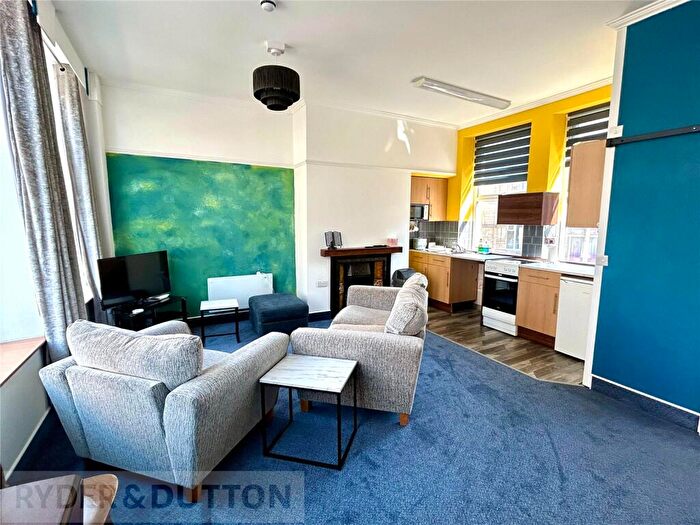 1 Bedroom Apartment To Rent In Cow Green, Halifax, West Yorkshire, HX1