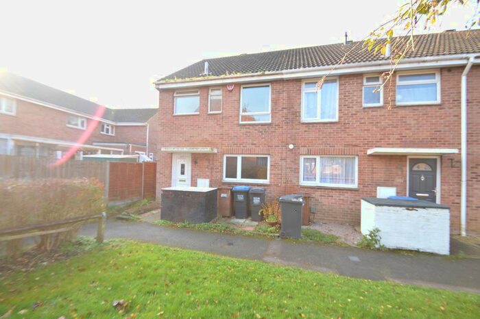 3 Bedroom End Of Terrace House To Rent In Graveley Dell, Welwyn Garden City AL7