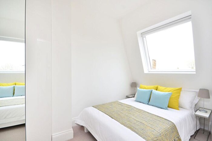 1 Bedroom Flat To Rent In Ifield Road, Chelsea, London, SW10