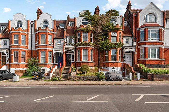 1 Bedroom Flat To Rent In Thurlow Park Road, London, SE21