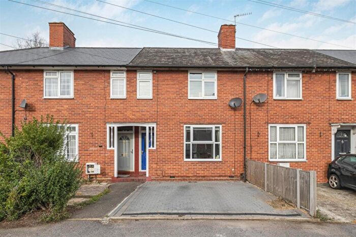 2 Bedroom House For Sale In Winchcombe Road, Carshalton, SM5