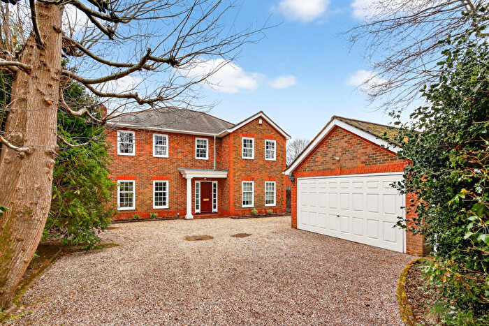 5 Bedroom Detached House For Sale In Ranelagh Drive, Bracknell, RG12