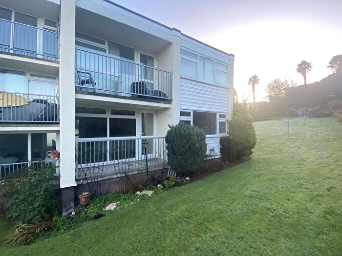 2 Bedroom Flat For Sale In Warren Road, Dawlish Warren, EX7