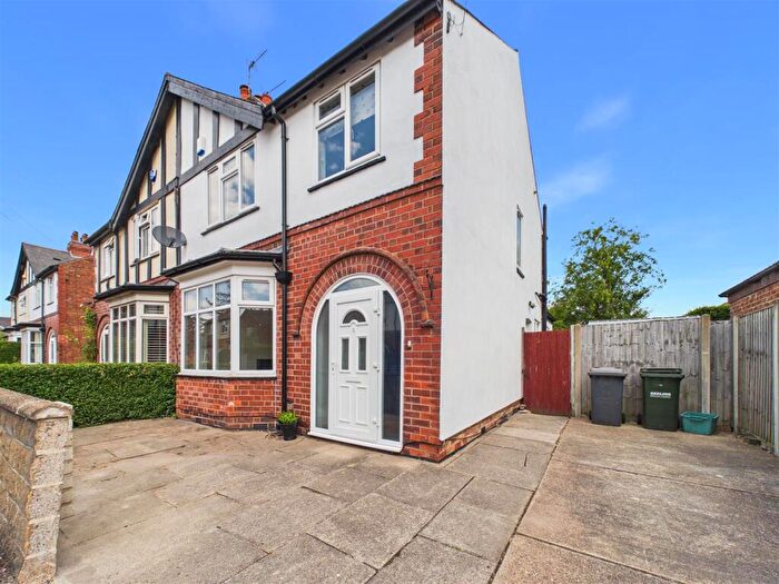 3 Bedroom Semi-Detached House To Rent In Plains Grove, Mapperley, Nottingham, NG3
