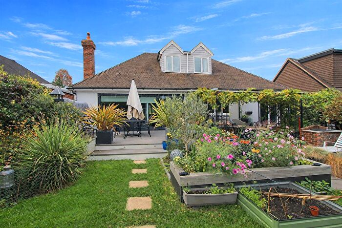 4 Bedroom Detached Bungalow For Sale In Cheviot Close, South Sutton, SM2