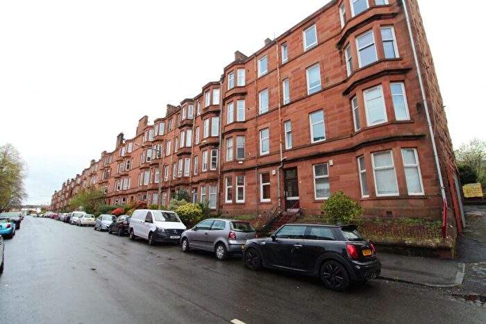 2 Bedroom Flat To Rent In Waverley Street, Glasgow, G41