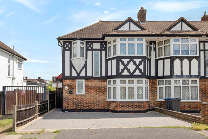 3 Bedroom End Of Terrace House For Sale In Seymour Avenue, Morden, SM4
