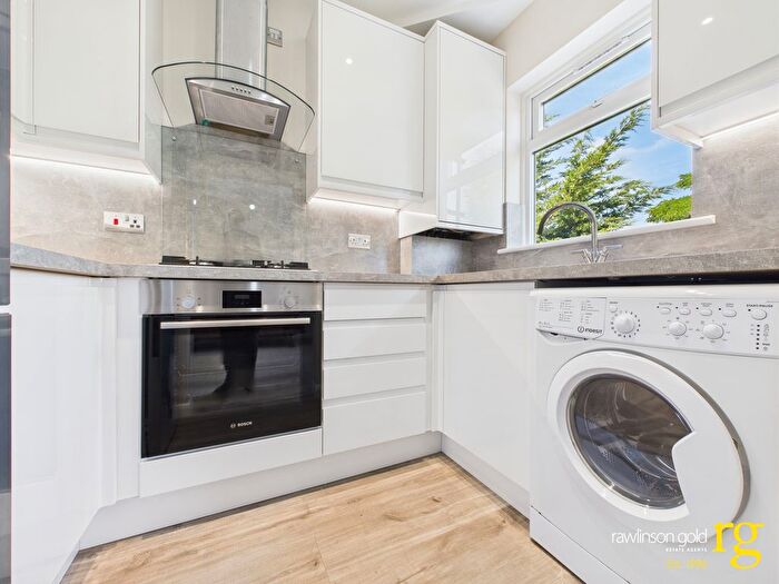 1 Bedroom Flat To Rent In Bishop Ken Road, Harrow Weald, HA3