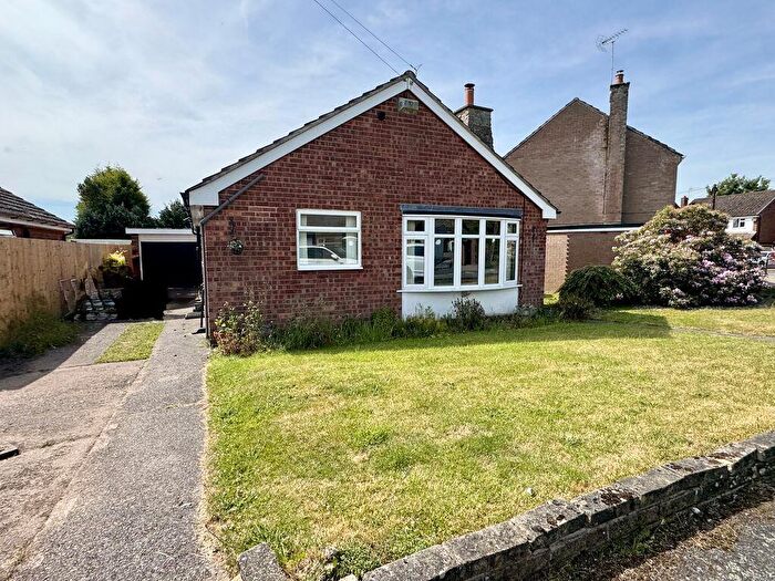3 Bedroom Detached Bungalow For Sale In Alumbrook Avenue, CW4
