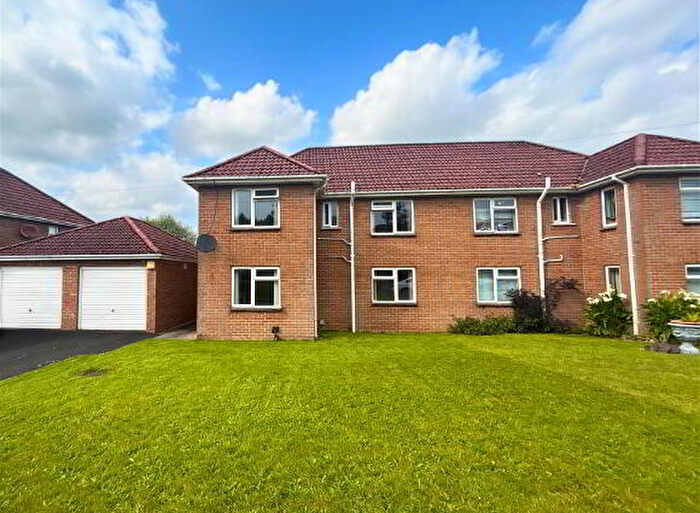 3 Bedroom Semi-Detached House For Sale In Walworth Drive, Ballykelly, BT49