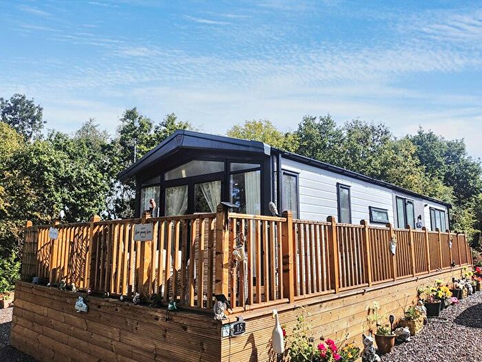 2 Bedroom Caravan For Sale In Cheriton Bishop, Exeter, EX6