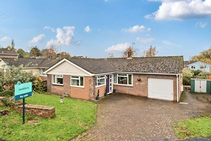 4 Bedroom Detached Bungalow For Sale In Lime Tree Mead, Tiverton, Devon, EX16