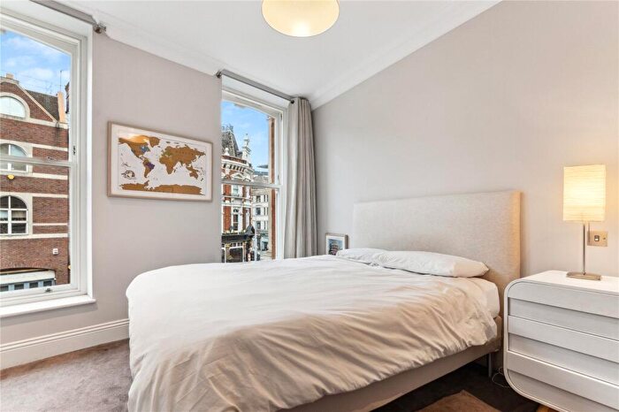 2 Bedroom Apartment For Sale In St. John's Road, London, SW11