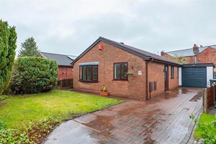 3 Bedroom Detached Bungalow For Sale In The Hazels, Coppull, Chorley, PR7