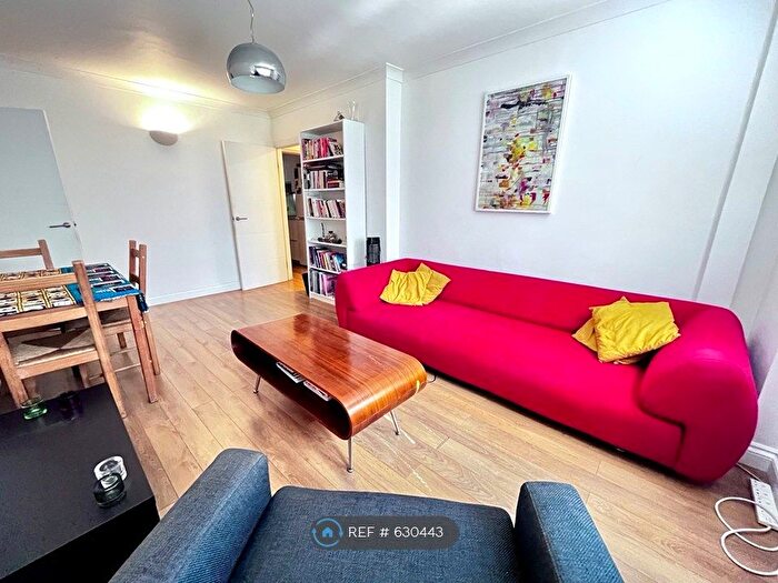 2 Bedroom Flat To Rent In Arlington Lodge, London, SW2