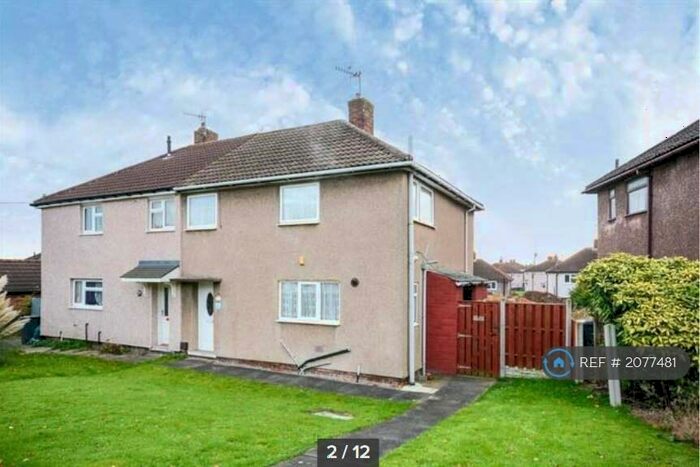 3 Bedroom Semi-Detached House To Rent In Bower Farm Road, Old Whittington, Chesterfield, S41