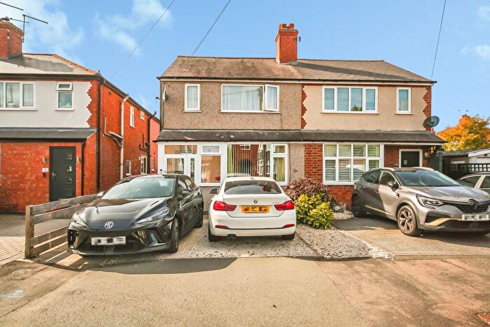 2 Bedroom Semi Detached House For Sale In Charter Road, Rugby, CV22