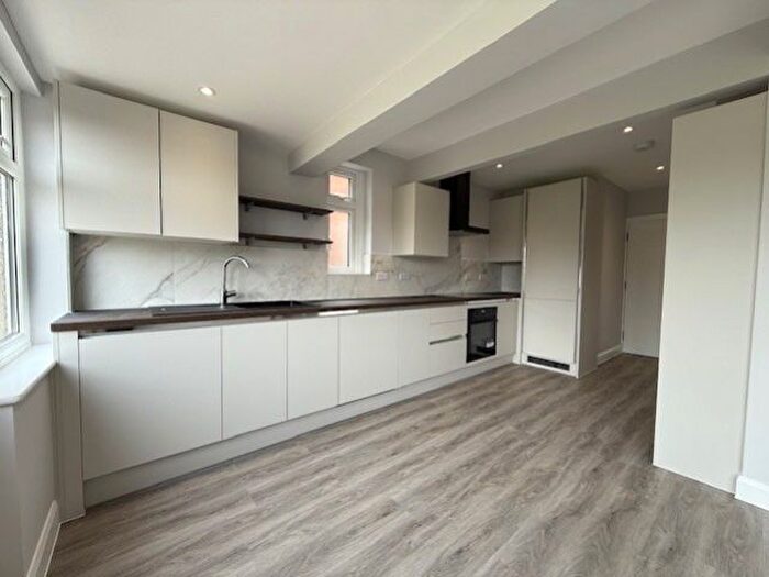 5 Bedroom Semi-Detached House To Rent In West Hill, Wembley, Greater London, HA9