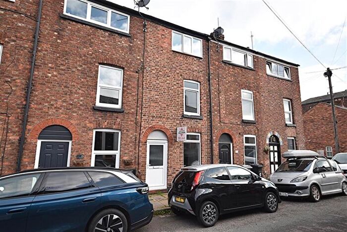 3 Bedroom Terraced House For Sale In Pitt Street, Macclesfield, SK11