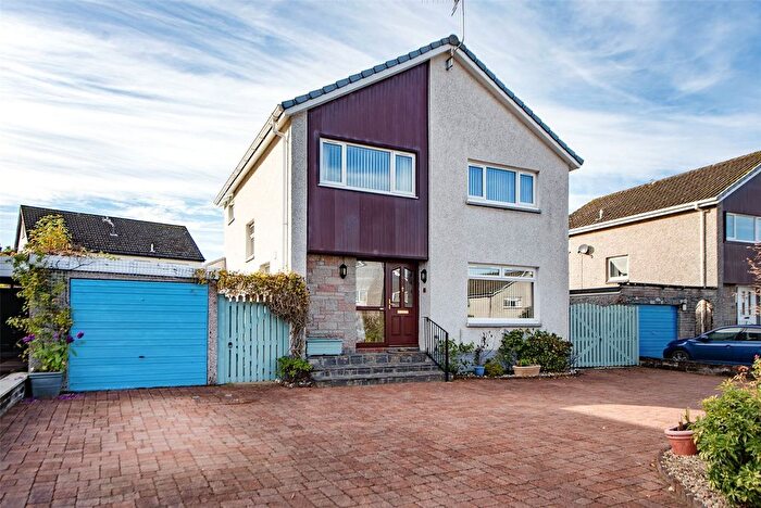 3 Bedroom Detached House For Sale In Ochiltree, Dunblane, FK15