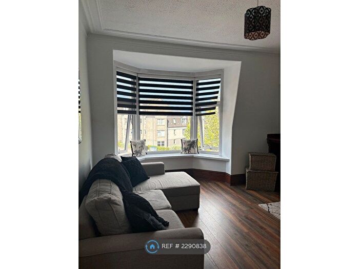 1 Bedroom Flat To Rent In Top Floor Right, Aberdeen, AB10