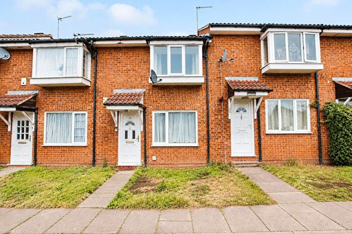 2 Bedroom Terraced House For Sale In Bray Close, Borehamwood, WD6