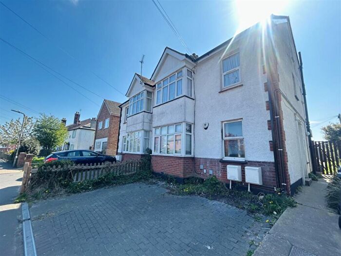 2 Bedroom Maisonette To Rent In Coppins Road, Clacton-on-Sea, CO15