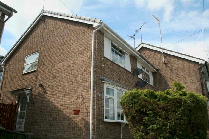 2 Bedroom Terraced House To Rent In Woodview Close, Horsforth, Leeds, LS18