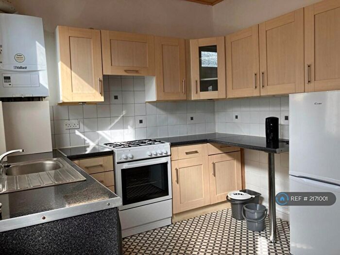 2 Bedroom Terraced House To Rent In Moorfield Avenue, Leeds, LS12