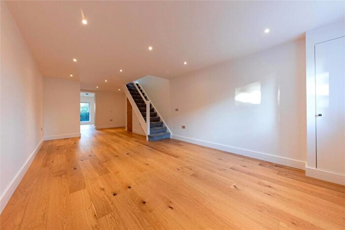 2 Bedroom Terraced House To Rent In Scotland Hill, Sandhurst, Berkshire, GU47