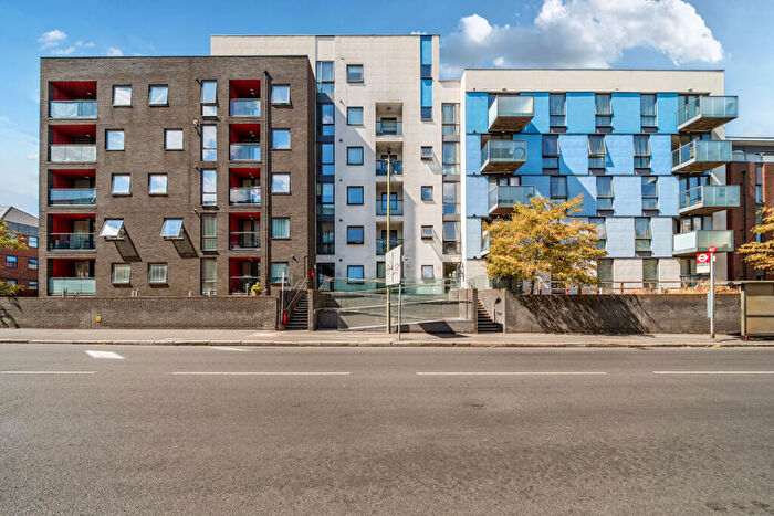 2 Bedroom Apartment For Sale In Homesdale Road, Bromley, BR2
