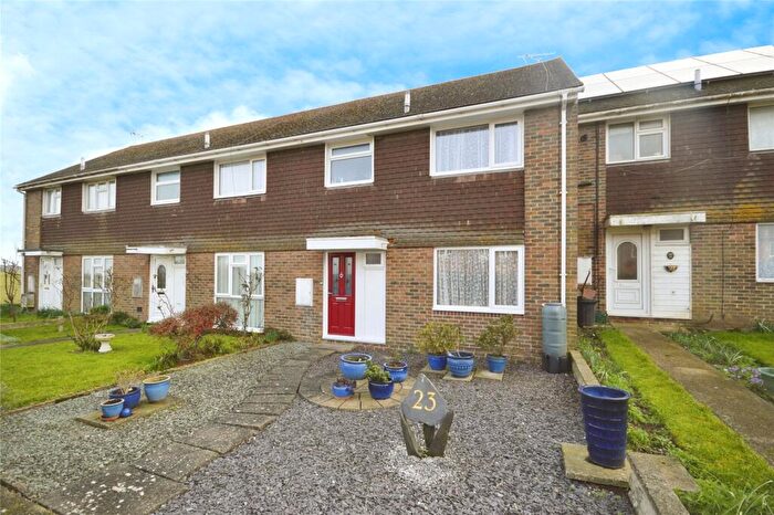 3 Bedroom Terraced House For Sale In Thatchers Lane, Cliffe, Rochester, Kent, ME3