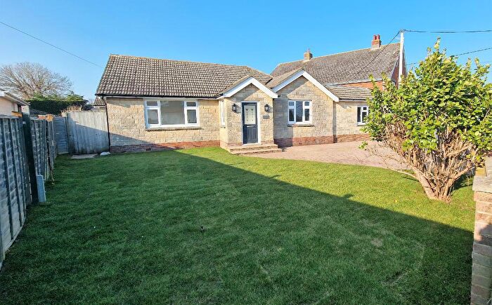 5 Bedroom Detached Bungalow For Sale In Manna Road, Bembridge, Isle Of Wight, PO35