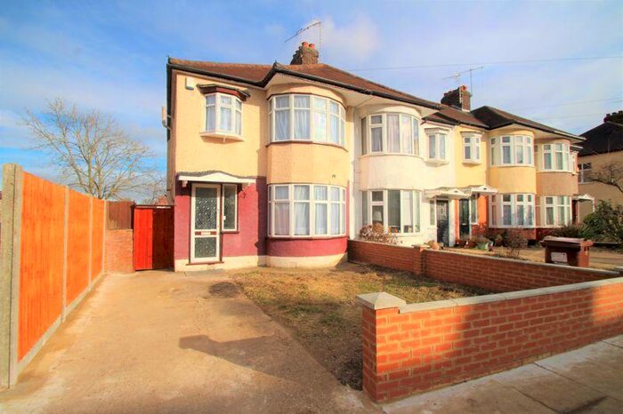 3 Bedroom Semi-Detached House To Rent In Beaumont Avenue, Harrow, HA2