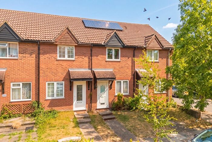 1 Bedroom Terraced House For Sale In Nuthatch Gardens, Thamesmead, London, SE28