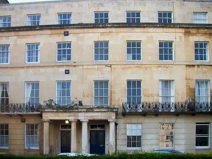1 Bedroom Flat To Rent In Lansdown Crescent, Cheltenham, GL50