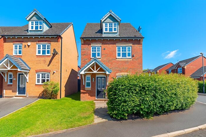 4 Bedroom Detached House To Rent In The Meadows, Darwen, BB3